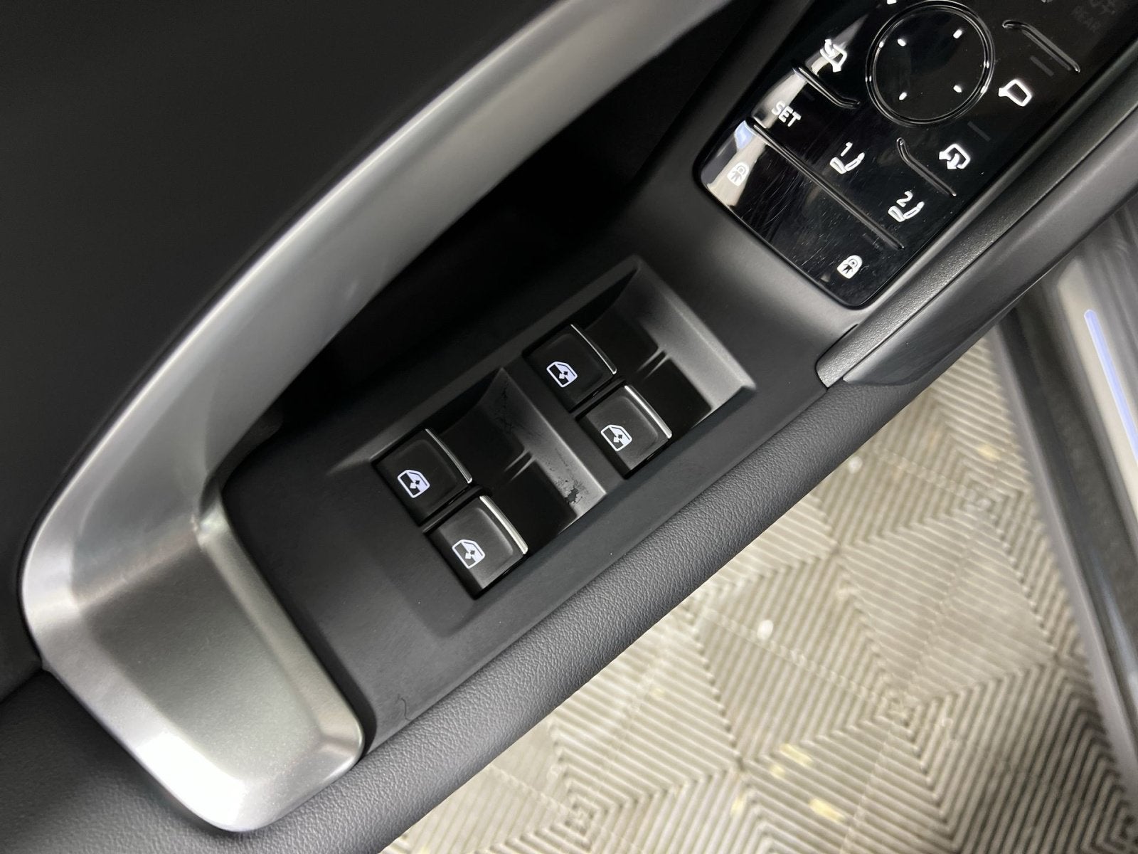 2025 Audi Q5 Base