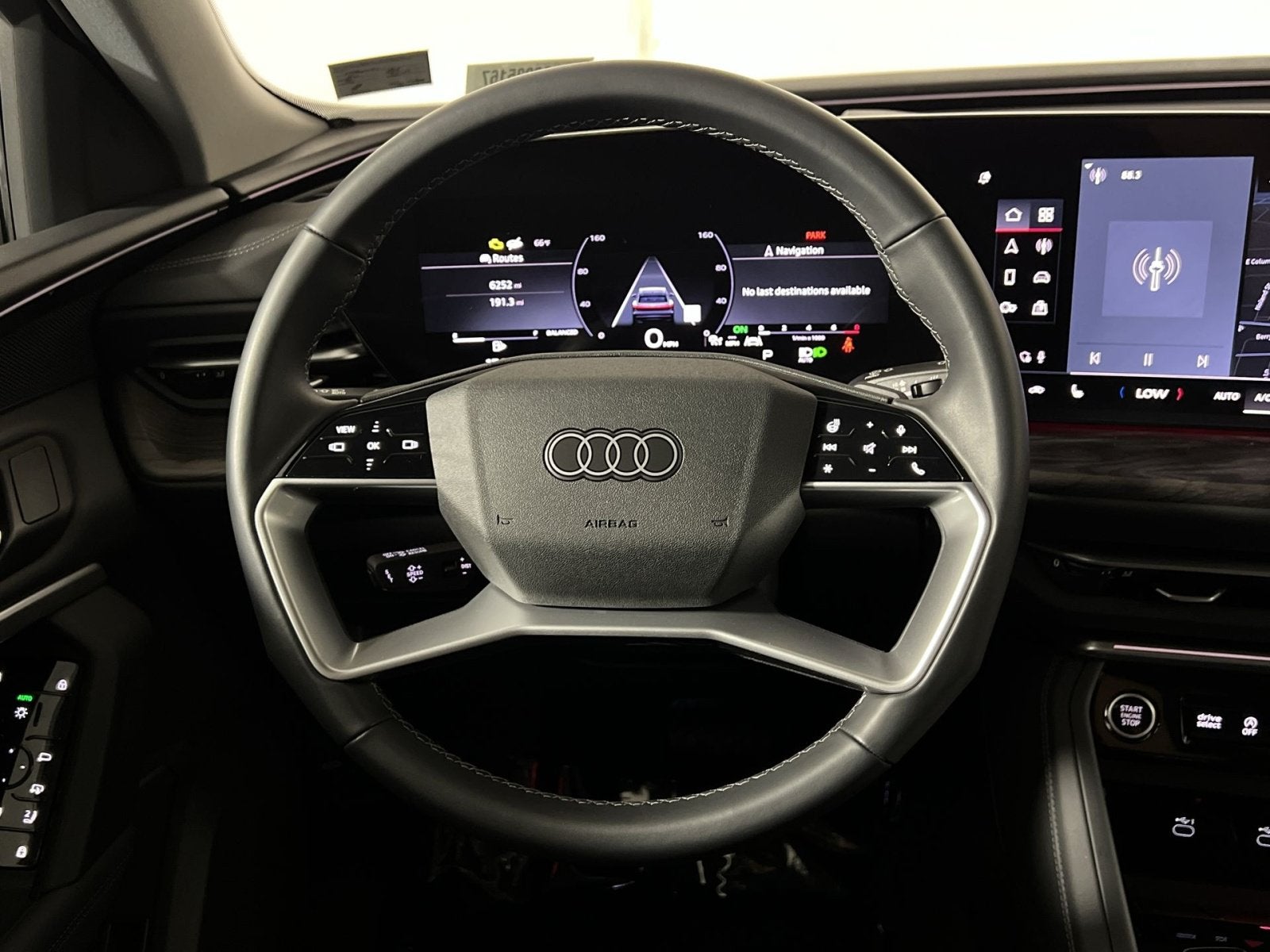 2025 Audi Q5 Base