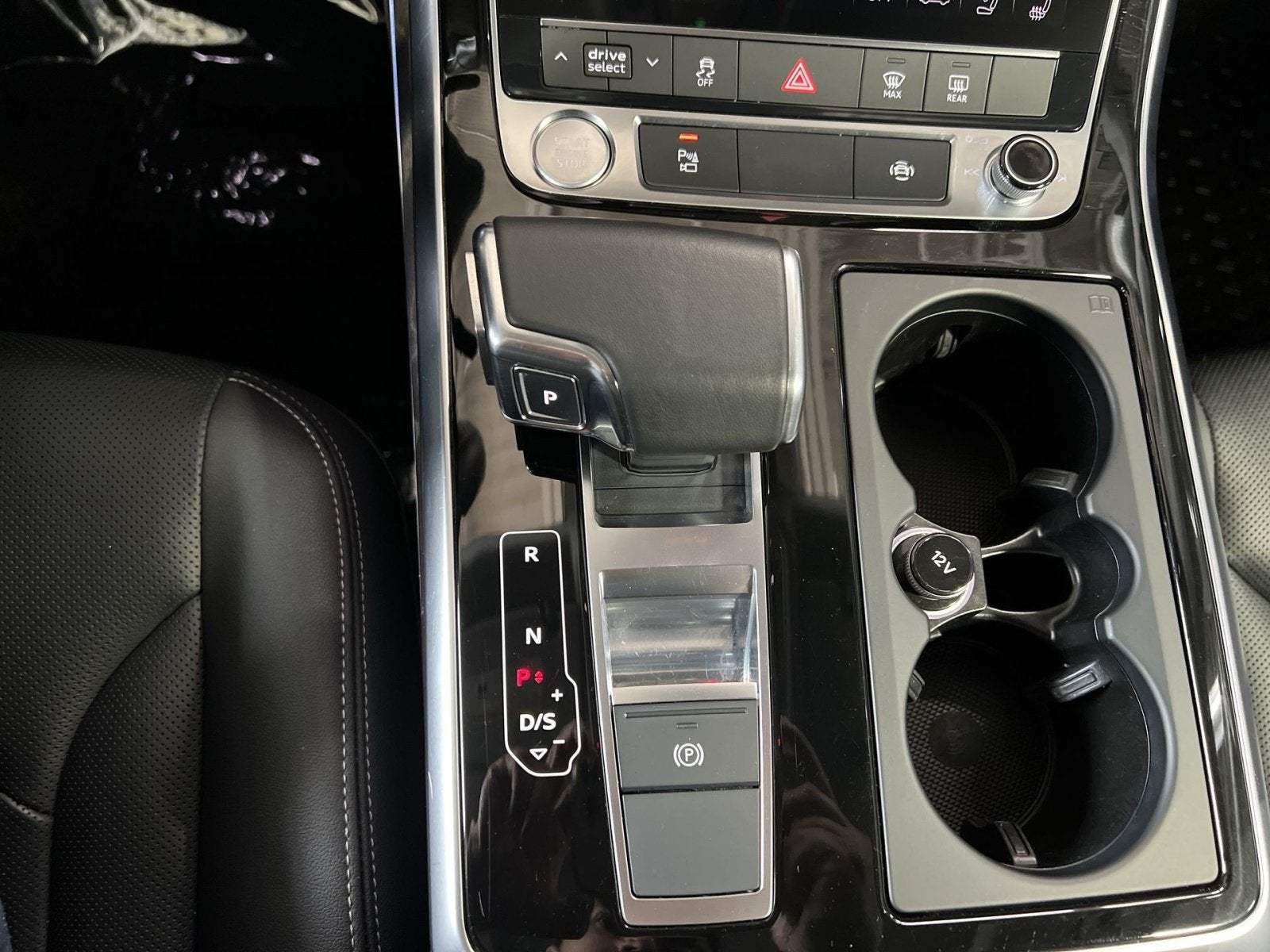 2020 Audi Q8 55 Premium Plus