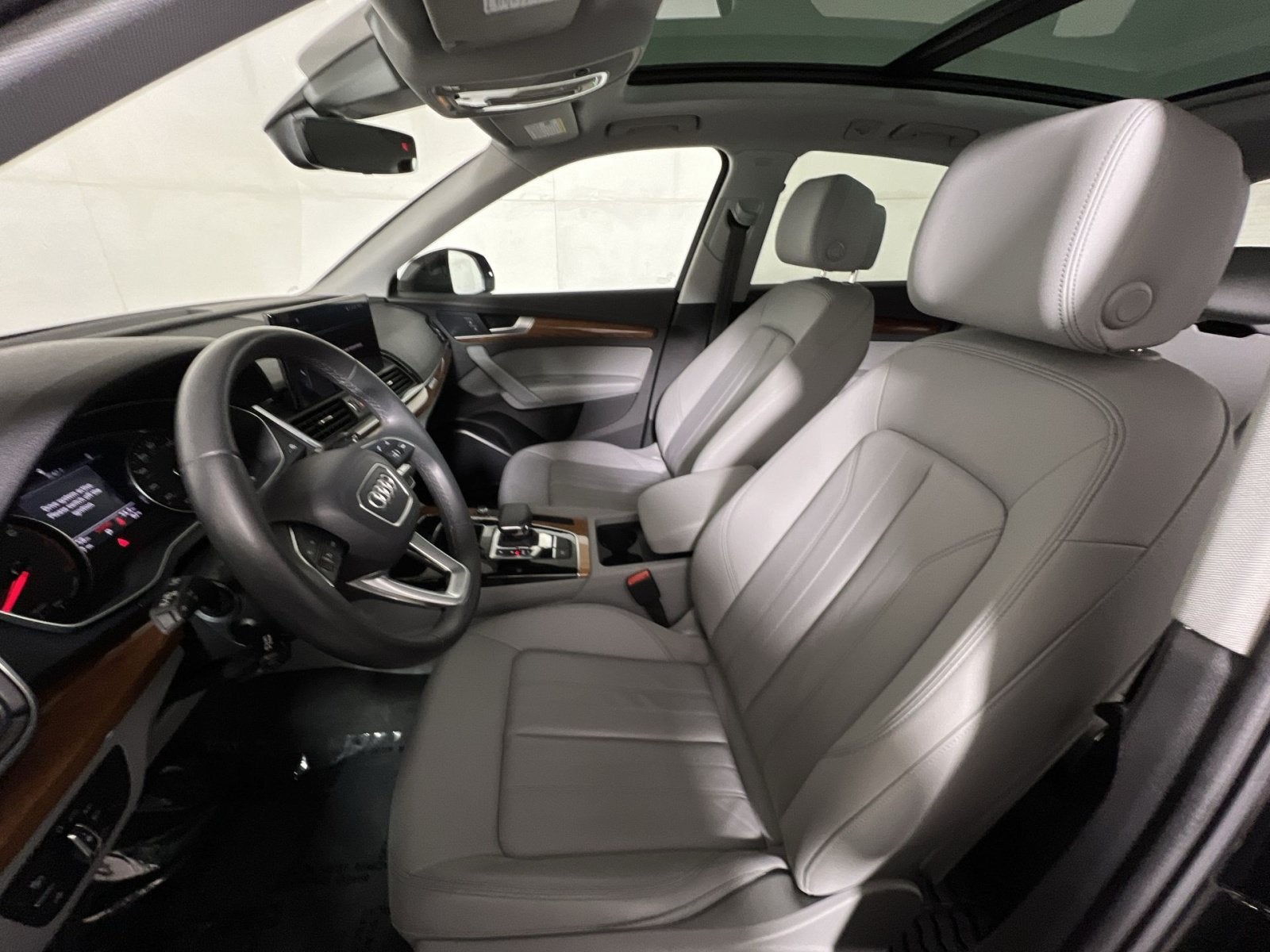 2023 Audi Q5 45 S line Premium