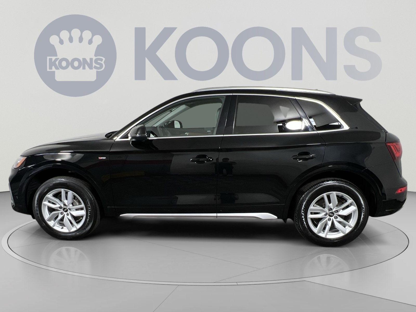 2023 Audi Q5 45 S line Premium
