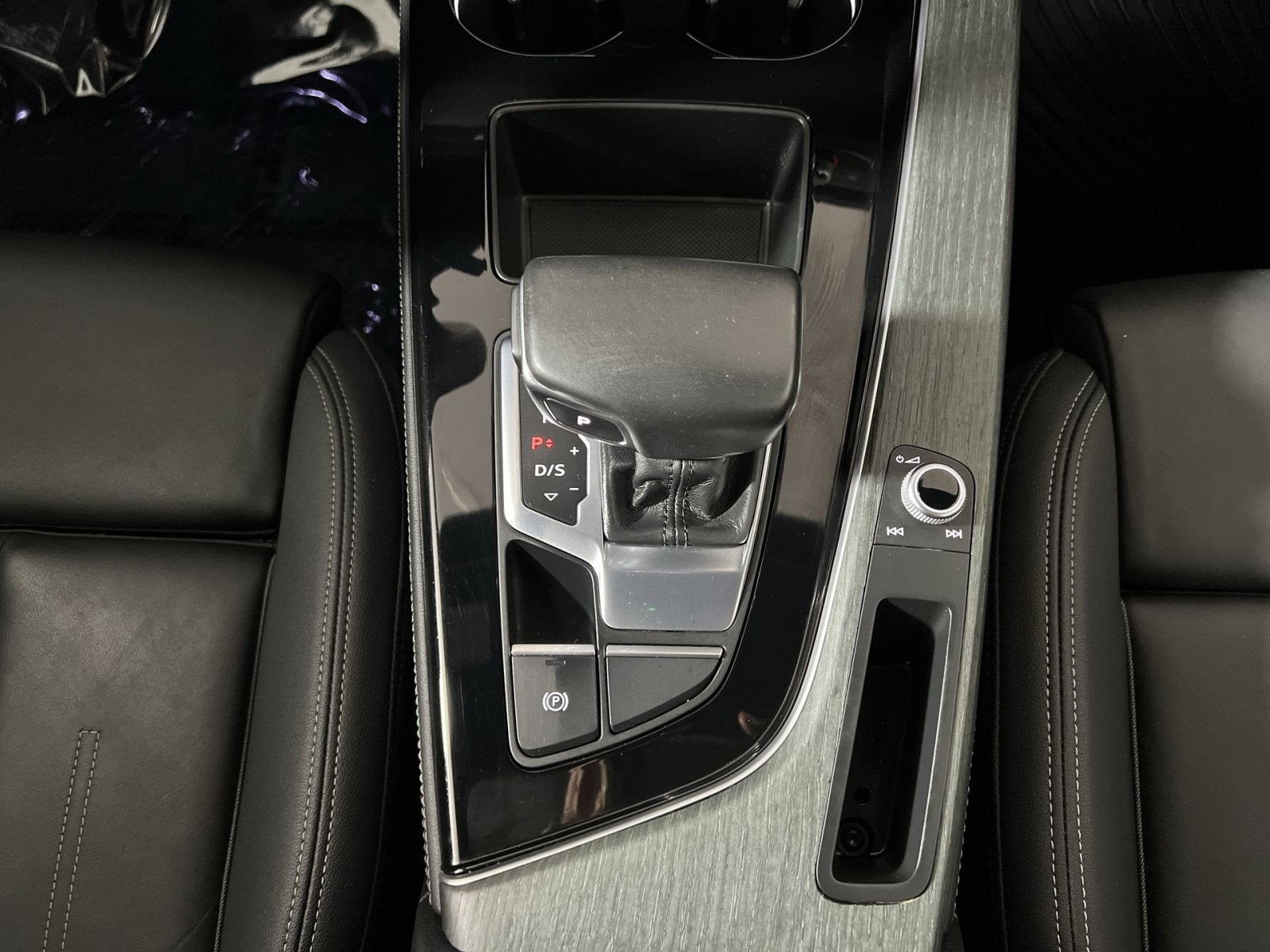 2023 Audi A4 45 S line Premium Plus