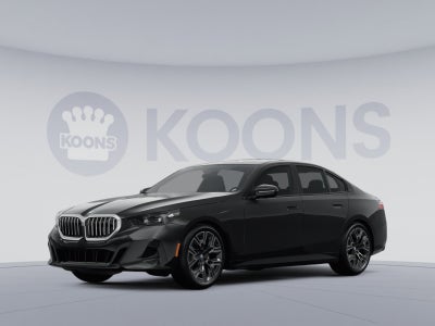 2025 BMW 5 Series 530i