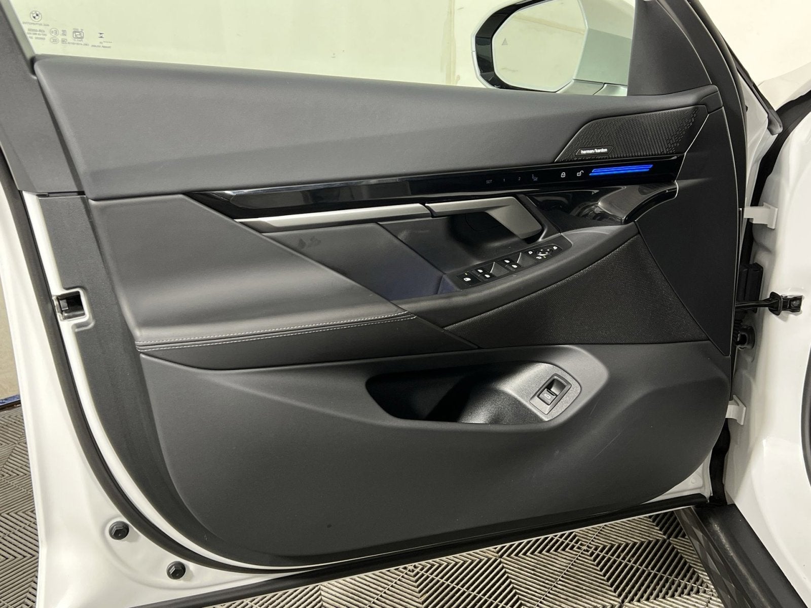 2025 BMW 5 Series 530i xDrive