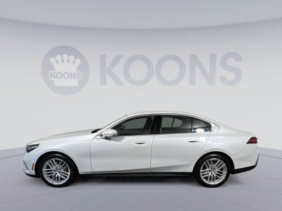 2025 BMW 5 Series 530i xDrive