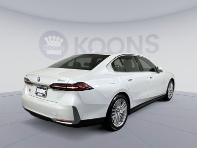 2025 BMW 5 Series 530i xDrive