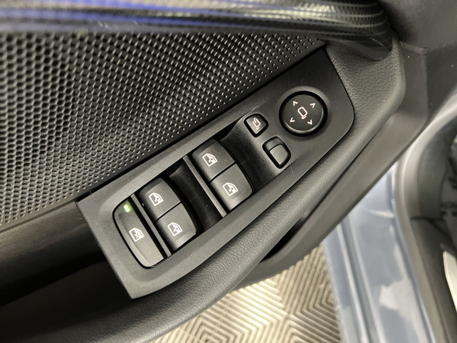 2021 BMW 2 Series 228i xDrive