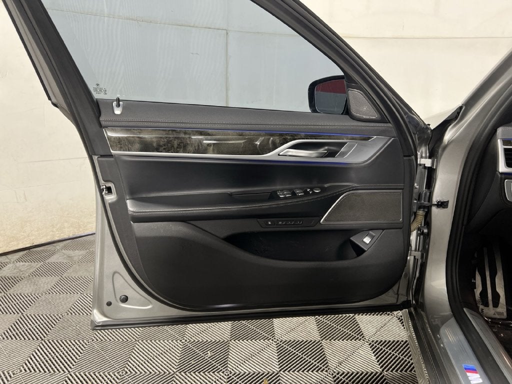2022 BMW 7 Series 750i xDrive