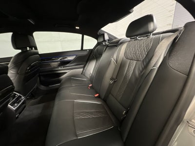 2022 BMW 7 Series 750i xDrive