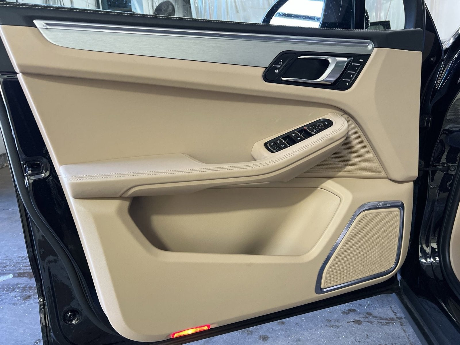 2022 Porsche Macan S