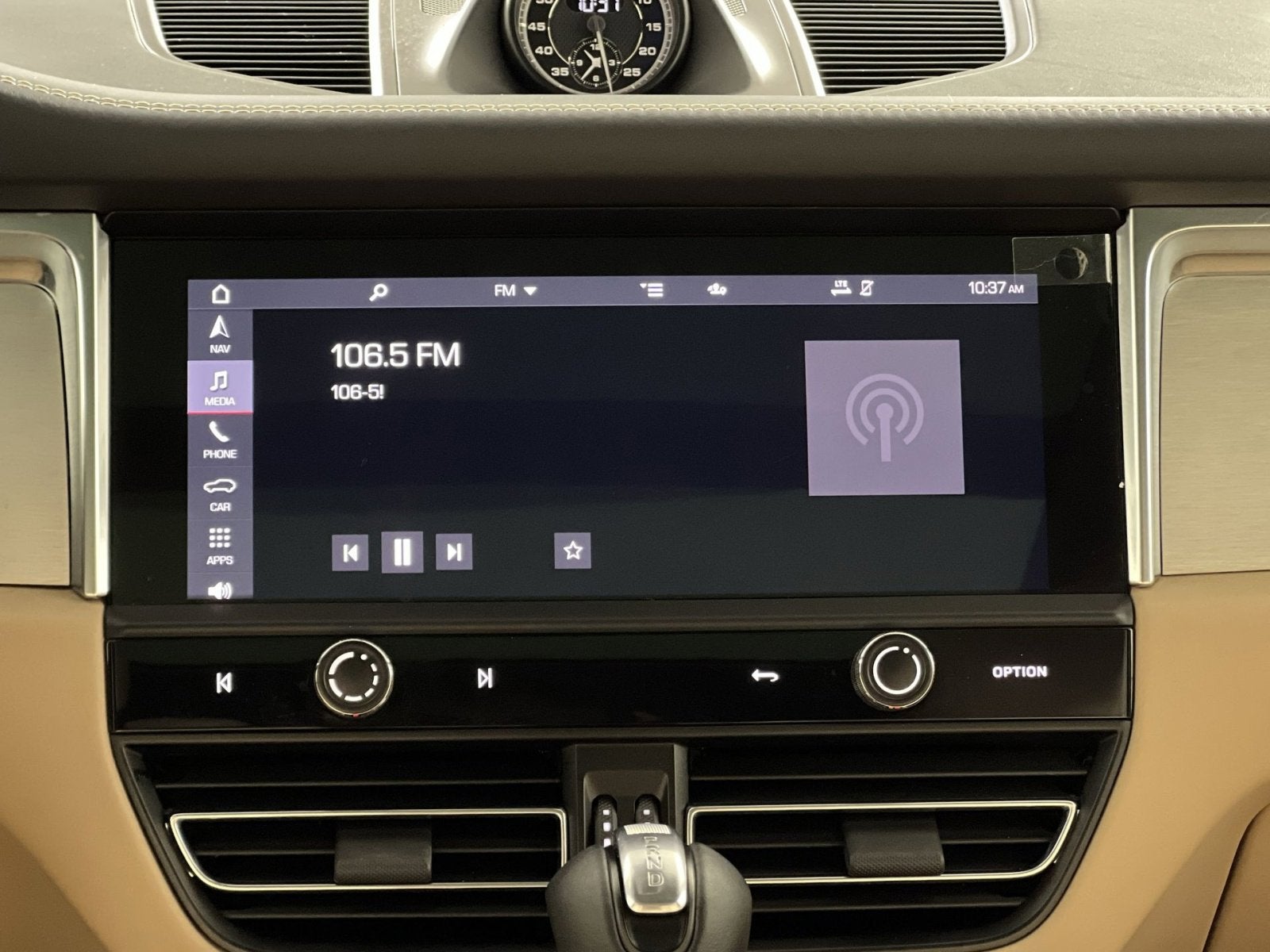 2022 Porsche Macan S