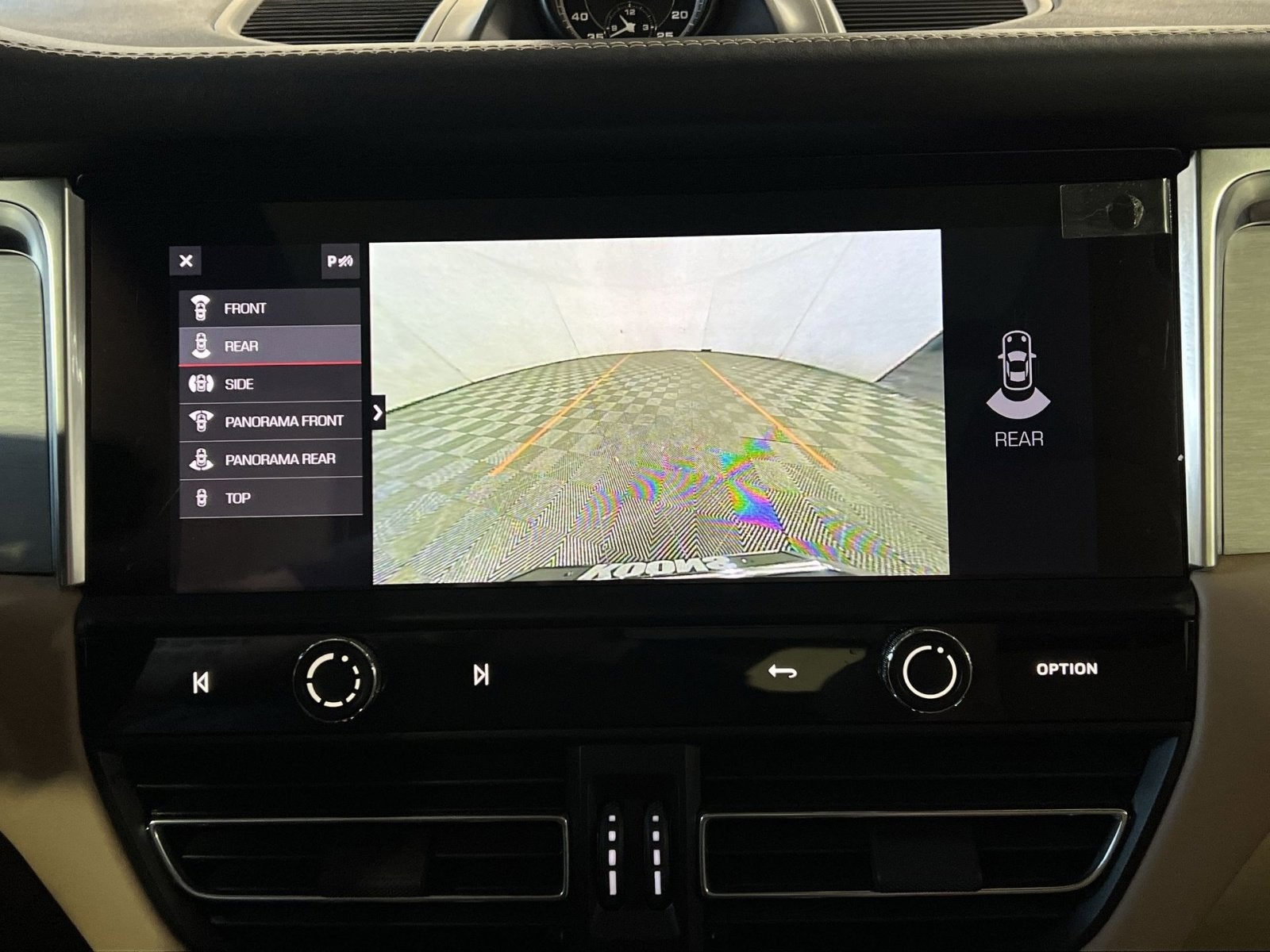 2022 Porsche Macan S