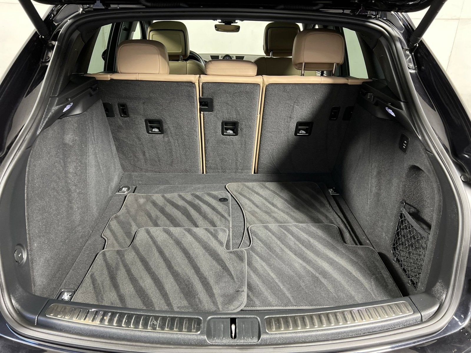 2022 Porsche Macan S