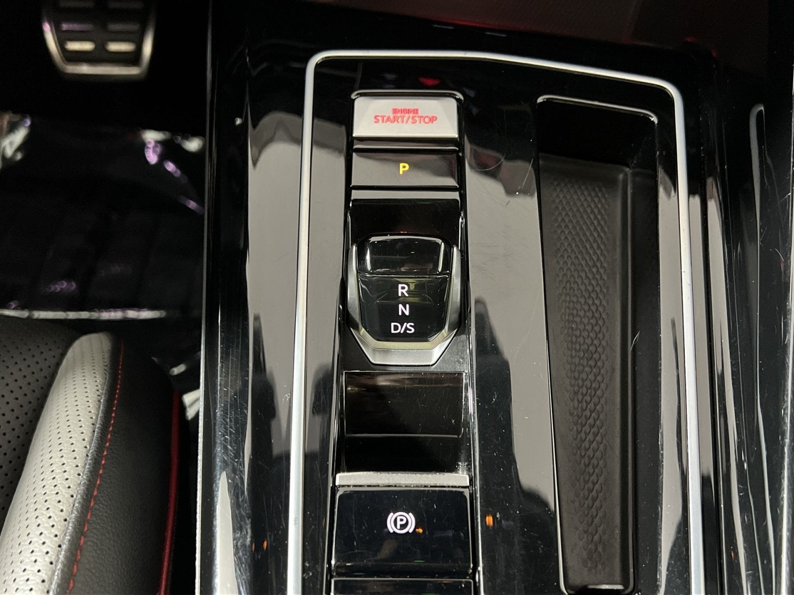 2023 Volkswagen Golf GTI 2.0T SE