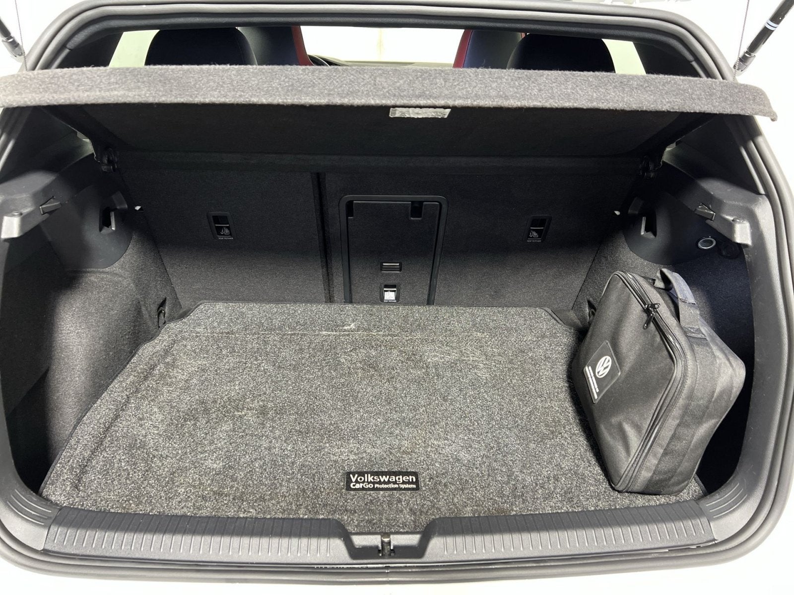 2023 Volkswagen Golf GTI 2.0T SE