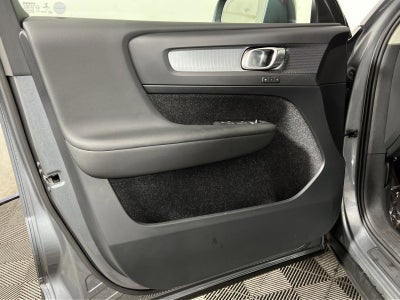 2019 Volvo XC40 Momentum