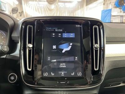 2019 Volvo XC40 Momentum