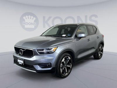 2019 Volvo XC40 Momentum