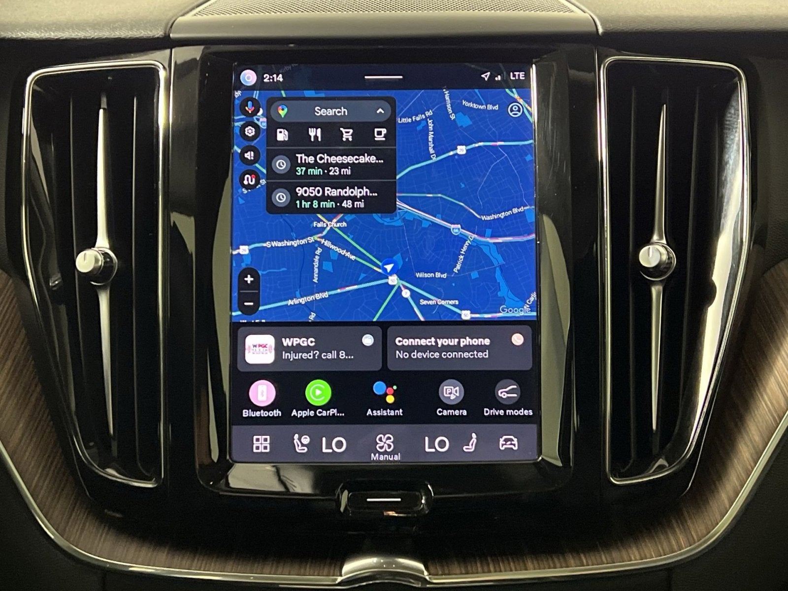 2023 Volvo XC60 B5 Plus Bright Theme