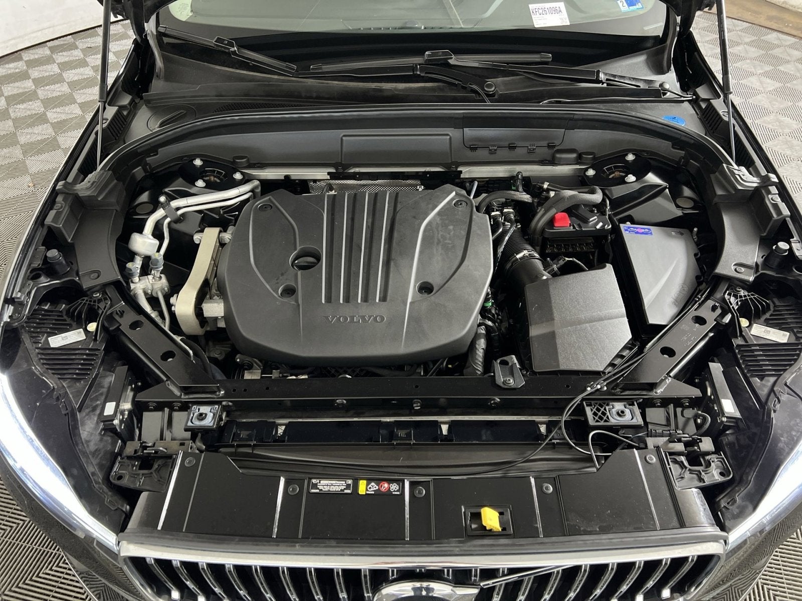 2023 Volvo XC60 B5 Plus Bright Theme