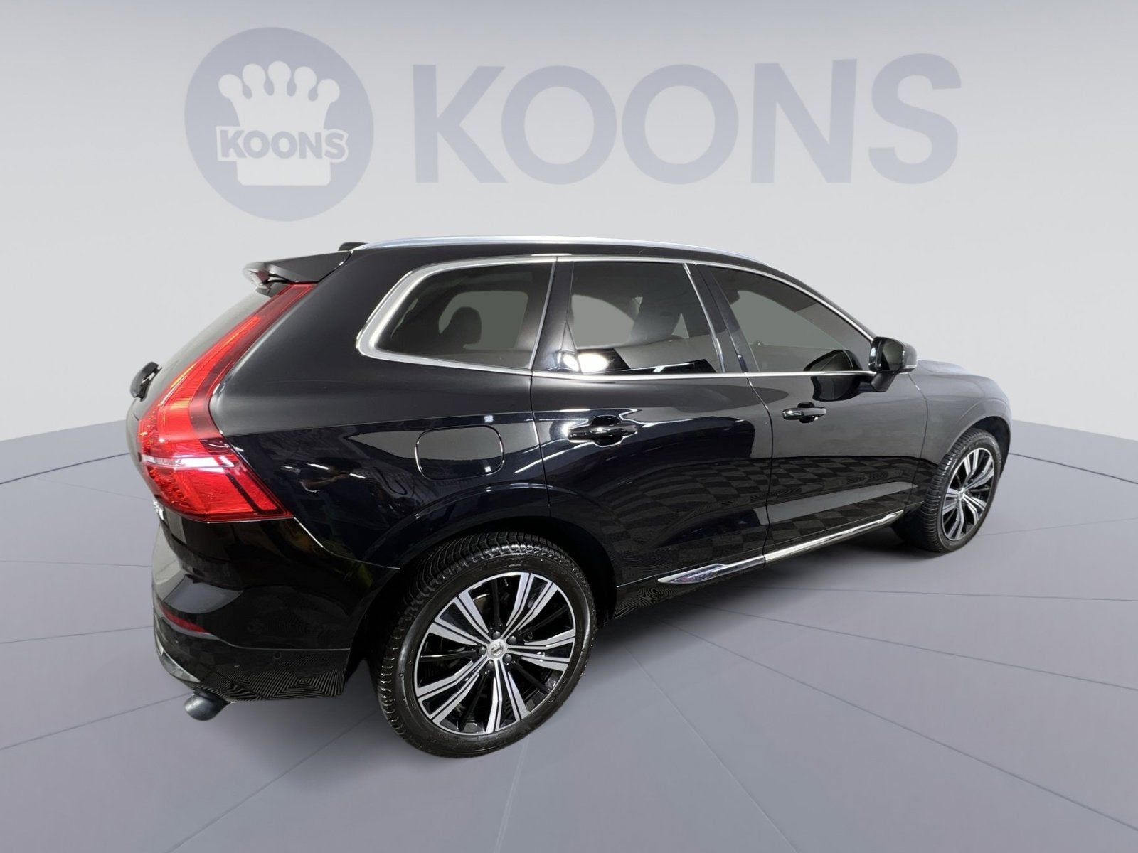 2023 Volvo XC60 B5 Plus Bright Theme